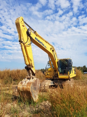 ขายรถแบคโฮมือสอง KOMATSU PC200-8์N1 กล้องหลัง พร้อมไลน์หัวกระแทก เก่าญี่ปุ่นผ่านการใช้งานในไทย ขายรถแบคโฮมือสอง KOMATSU PC200-8์N1 กล้องหลัง พร้อมไลน์หัวกระแทก เก่าญี่ปุ่นผ่านการใช้งานในไทย