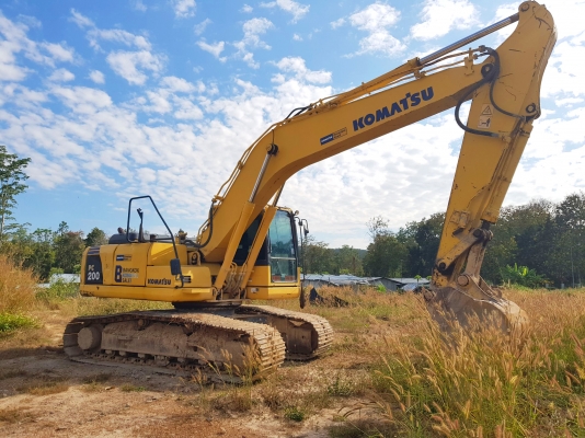ขายรถแบคโฮมือสอง KOMATSU PC200-8์N1 กล้องหลัง พร้อมไลน์หัวกระแทก เก่าญี่ปุ่นผ่านการใช้งานในไทย ขายรถแบคโฮมือสอง KOMATSU PC200-8์N1 กล้องหลัง พร้อมไลน์หัวกระแทก เก่าญี่ปุ่นผ่านการใช้งานในไทย