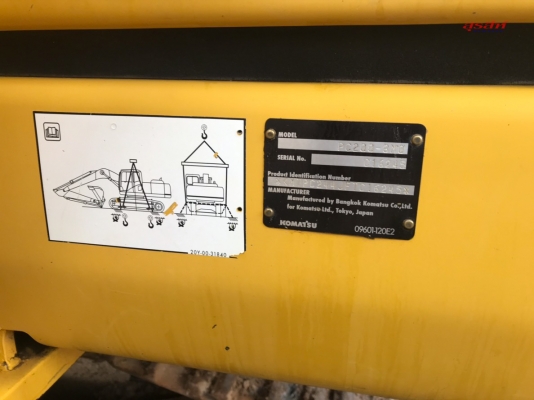 รถแบคโฮ KOMATSU PC200-8M0 ซีเรียลสูง กล้องหลัง ใช้งานเพียง 6 พันชั่วโมง (PM 7 พันชั่วโมง)