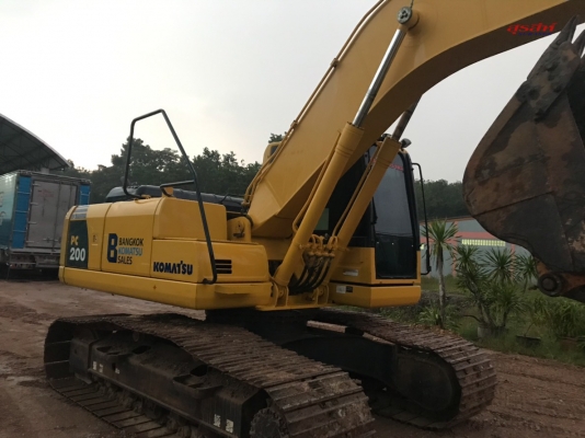 รถแบคโฮ KOMATSU PC200-8M0 ซีเรียลสูง กล้องหลัง ใช้งานเพียง 6 พันชั่วโมง (PM 7 พันชั่วโมง)