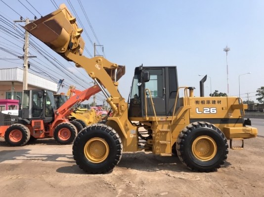 ขายรถตักล้อยาง TCM L26 นำเข้าเองจากญี่ปุ่น สภาพสวยพร้อมใช้