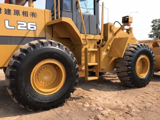 ขายรถตักล้อยาง TCM L26 นำเข้าเองจากญี่ปุ่น สภาพสวยพร้อมใช้