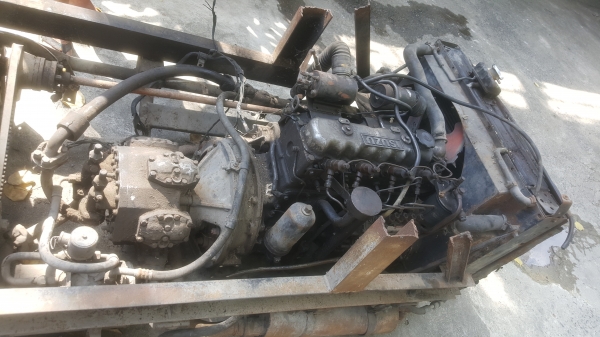 ขายเครื่องอีสุสุC240สตาร์ติดง่ายพร้อมใช้งานตัดลงจากรถบัสแอร์พร้อมแท่นครบชุด