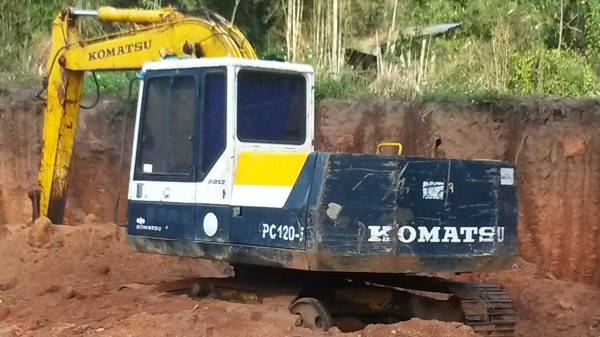 ขายถูก pc100-5 +สิบล้อ 088-5760430