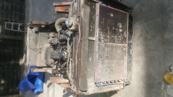 ขายเครื่องอีสุสุC240สตาร์ติดง่ายพร้อมใช้งานตัดลงจากรถบัสแอร์สภาพสวยเดิมๆพร้อมแท่น