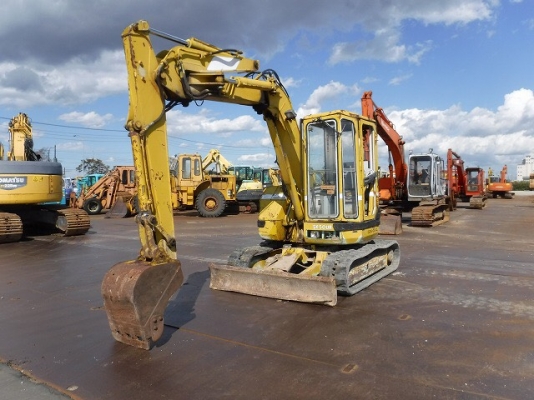 ขาย รถแม็คโคร KOBELCO SK50UR พร้อมใช้งาน นำเข้าเองจากประเทศญี่ปุ่น ติดต่อ 063-9316985 ID LINE : 0639316985 ครับ