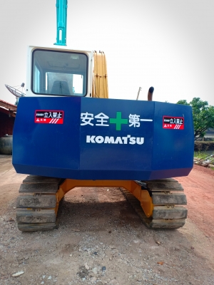 ขายจ้า..KOMATSU PC60-6 เก่านอกแท้  สภาพสวย 2,xxxชั่วโมง  พร้อมใช้  โทร 089-3818694 จ๊อย
