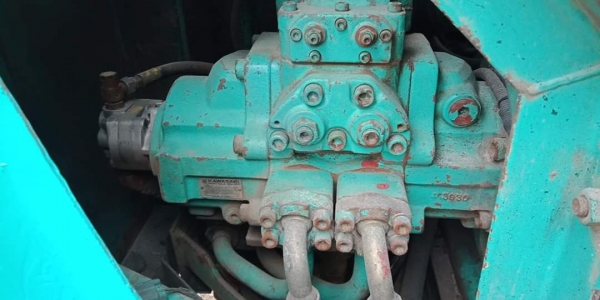 ขายจ้า.รถเก่าใน KOBELCO SK120-2 มาร์คไฟว์ ธรรมดา  สภาพดี  ลองระบบกันได้ทุกวัน โทร 089-3818694 จ๊อย