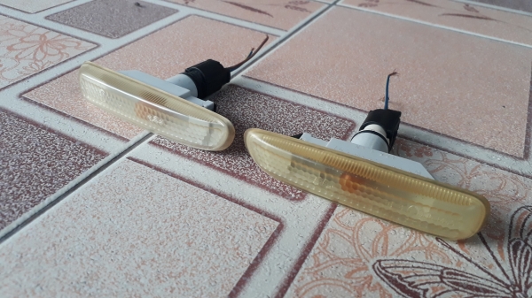 ไฟแก้ม BMW แท้