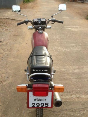 ขายรถHonda GL100D น่าสะสม มีทะเบียนเอกสารพร้อมโอน