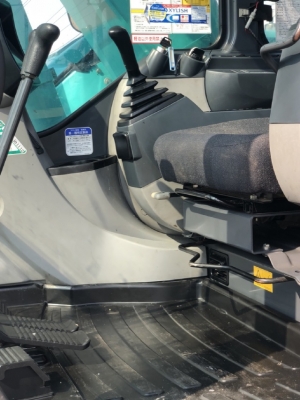 ขายรถขุด KOBELCO SK125SR YV06 ปี 2013 นำเข้าเองจากญี่ปุ่น สภาพสวยพร้อมใช้ มีVDOการทำงานครับ ขายรถขุด KOBELCO SK125SR YV06 ปี 2013 นำเข้าเองจากญี่ปุ่น สภาพสวยพร้อมใช้ มีVDOการทำงานครับ