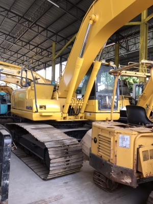 Komatsu PC200-8 รถเก่าญี่ปุ่น เครื่องดี สภาพสวย ไฟฟ้าเต็ม สนใจติดต่อ 0813553478คุณโย