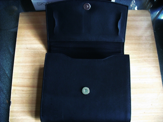 กระเป๋าคู่มือรถ MERCEDES-BENZ และ SUZUKI กระเป๋าคู่มือรถ MERCEDES-BENZ และ SUZUKI