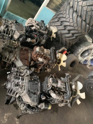 ขายเครื่องยนต์ดีเซล 1DZII พร้อมเกียร์ MT toyota รุ่น 7 ขายเครื่องยนต์ดีเซล 1DZII พร้อมเกียร์ MT toyota รุ่น 7