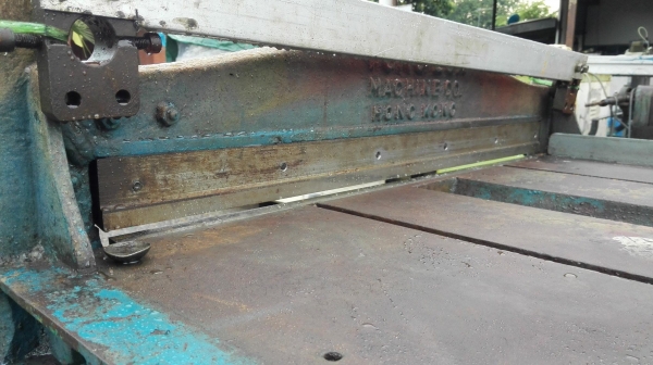 กรรไกรตัดแผ่นเท้าเหยียบ หน้ากว้าง 75 cm ตัดสังกะสี/อลูมิเนียม/เหล็กบาง สภาพสวยมีดคมพร้อมใช้