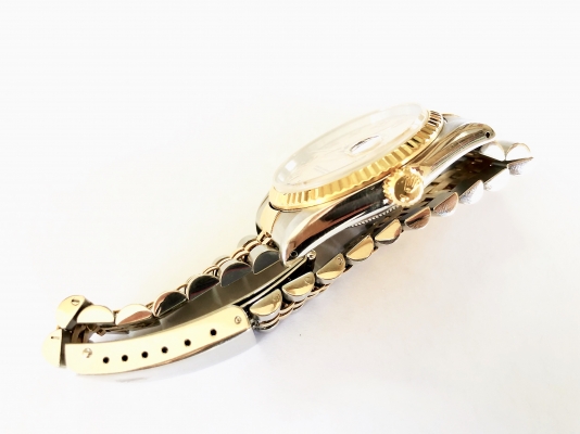 (ปิดการขาย) Rolex Datejust 36mm. IVORY Roman Dial Model: 16233 Serial/Year: 1989-1990