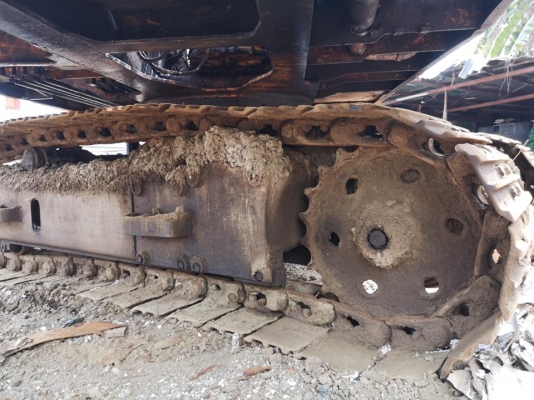 Komatsu pc200-2 ตัวคีบ+บุ้งกี๋ Komatsu pc200-2 ตัวคีบ+บุ้งกี๋