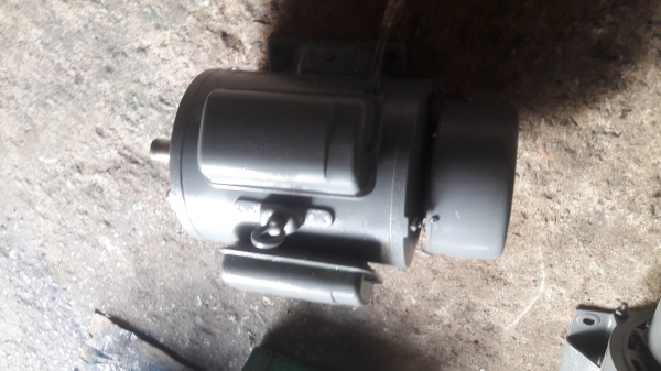 ขาย !! มอเตอร์.ฮิตาชิ.ขนาด3แรง220v.พร้อมใช้งาน ขาย !! มอเตอร์.ฮิตาชิ.ขนาด3แรง220v.พร้อมใช้งาน