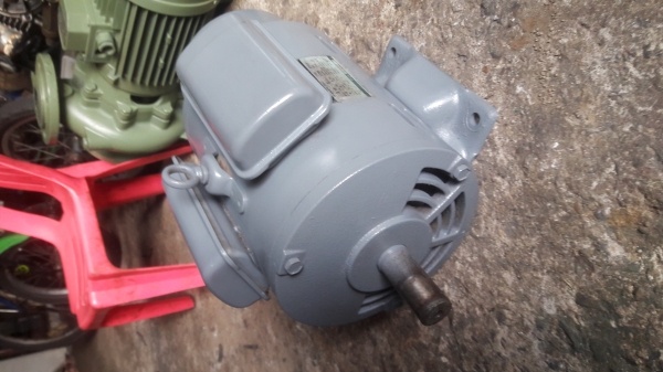 ขาย !! มอเตอร์.ฮิตาชิ.ขนาด3แรง220v.พร้อมใช้งาน ขาย !! มอเตอร์.ฮิตาชิ.ขนาด3แรง220v.พร้อมใช้งาน