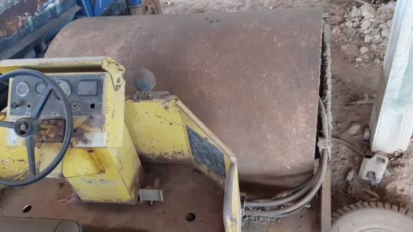 ขาย 999,999 รถบด SAKIA SV 500 TF 2 เพลา 2 เปลือก เครื่อง ISUZU เครื่องดี ปั้มสั่นแรง เอวแน่น ยางดี ลูกล้อเรียบสวย รถสวยพร้อมใช้ เอกสารซื้อขาย  รถอยู่ จันทบุรี 090-772-3710 090-772-3708