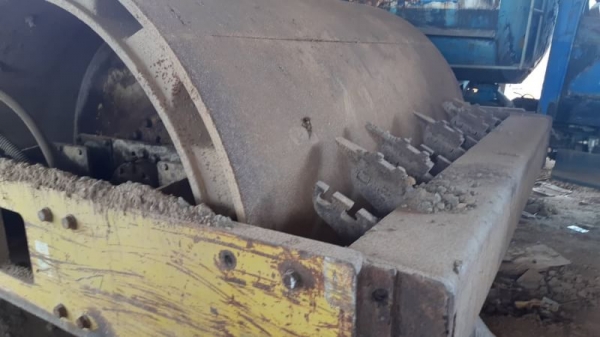 ขาย 999,999 รถบด SAKIA SV 500 TF 2 เพลา 2 เปลือก เครื่อง ISUZU เครื่องดี ปั้มสั่นแรง เอวแน่น ยางดี ลูกล้อเรียบสวย รถสวยพร้อมใช้ เอกสารซื้อขาย  รถอยู่ จันทบุรี 090-772-3710 090-772-3708