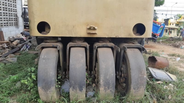 ขาย 265,000 รถบด 9 ล้อ KAWASAKI เอกสารเล่มทะเบียน เครื่องดี ระบบดี พร้อมใช้งาน รถอยู่ จันทบุรี 090-772-3710 090-772-3708