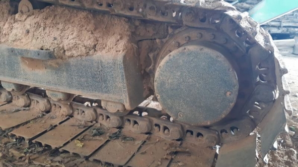 ขาย 890,000 KOBELCO sk 200-6 yn 07 เล่มทะเบียน เครื่องดี ปั้มแรง ไฟฟ้าครบ เอวแน่น ช่วงช่างสวย รถพร้อมใช้งาน รถอยู่ จันทบุรี 090-772-3710 090-772-3708