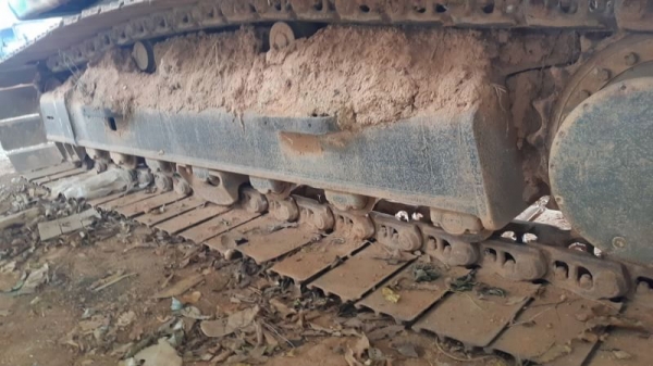 ขาย 890,000 KOBELCO sk 200-6 yn 07 เล่มทะเบียน เครื่องดี ปั้มแรง ไฟฟ้าครบ เอวแน่น ช่วงช่างสวย รถพร้อมใช้งาน รถอยู่ จันทบุรี 090-772-3710 090-772-3708