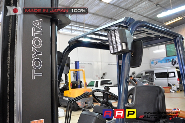 ขายรถโฟล์คลิฟท์มือสอง TOYOTA รุ่น 7FD25-26974 นำเข้าจากประเทศญี่ปุ่น 100\% ไม่เคยใช้งานในไทย ขายรถโฟล์คลิฟท์มือสอง TOYOTA รุ่น 7FD25-26974 นำเข้าจากประเทศญี่ปุ่น 100\% ไม่เคยใช้งานในไทย