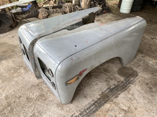 แก้มแลนด์โรเวอร์