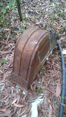 บุ้งกี๋เหล็กวางท่อ