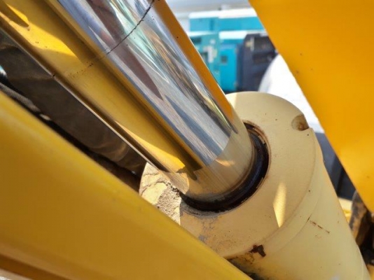 PC40MR-3 มีลายหัวเจาะ มือสองญี่ปุ่น