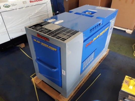 เครื่องเชื่อมมือหนึ่ง DENYO DLW300LSW-2 มือหนึ่งญี่ปุ่น