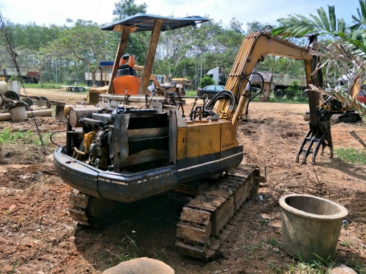 มี VDO ให้ชม.KOMATSU PC40-3 หัวคีปพร้อมบ้งกี๋ ราคา 220000 มี VDO ให้ชม.KOMATSU PC40-3 หัวคีปพร้อมบ้งกี๋ ราคา 220000