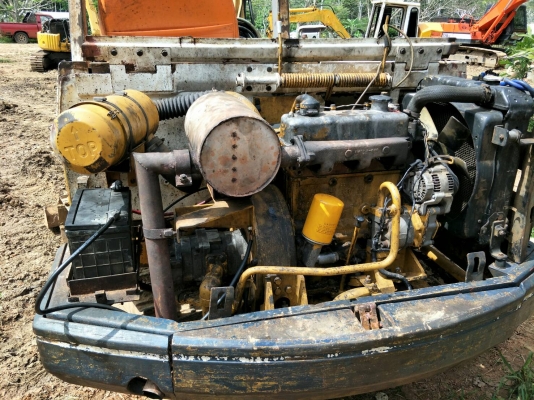 มี VDO ให้ชม.KOMATSU PC40-3 หัวคีปพร้อมบ้งกี๋ ราคา 220000