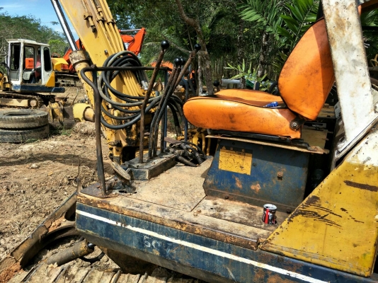 มี VDO ให้ชม.KOMATSU PC40-3 หัวคีปพร้อมบ้งกี๋ ราคา 220000