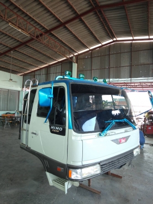 หัวรถฮีโน่สิงห์ไฮเทค สภาพสวย มีอุปกรณ์ครบ ราคา 89000 สนใจติดต่อคุณเอ 087-049-9962