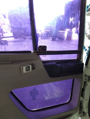 หัวรถฮีโน่สิงห์ไฮเทค สภาพสวย มีอุปกรณ์ครบ ราคา 89000 สนใจติดต่อคุณเอ 087-049-9962