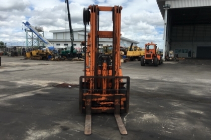 ขายรถแบคโฮ KOMATSU PC35R-8 (มีหัวแย็กปูน พร้อมบุ้งกี๋)