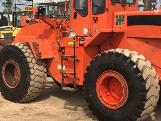 ขายรถตักล้อยาง CAT 960F นำเข้าเองจากญี่ปุ่น สภาพสวยพร้อมใช้