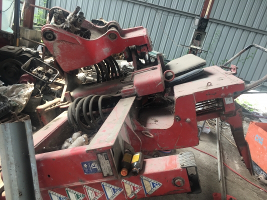 ขายด่วน ชุดครอนโทนบูมอามติดท้ายรถไถ ขายด่วน ชุดครอนโทนบูมอามติดท้ายรถไถ