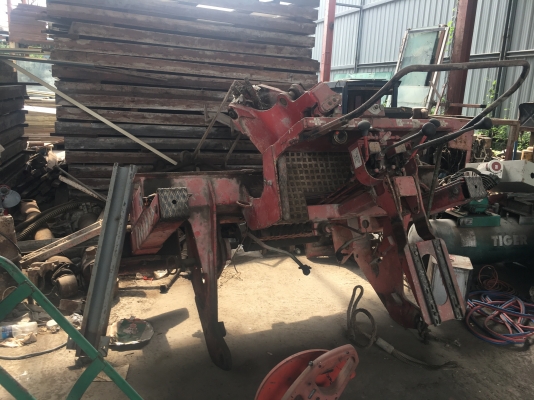 ขายด่วน ชุดครอนโทนบูมอามติดท้ายรถไถ