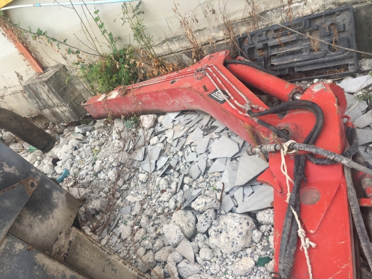 ขายด่วน ชุดครอนโทนบูมอามติดท้ายรถไถ ขายด่วน ชุดครอนโทนบูมอามติดท้ายรถไถ