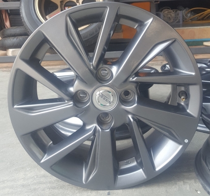 ขายล้อ Nissan Almera Sportechขอบ15  4 ล้อ