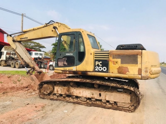 ขาย 545,000 KOMATSU pc 200-6 เอกสารเล่มทะเบียน เครื่อง komatsu ไฟฟ้าครบ แต่ต้องเซ็ทระบบใหม่ เครื่องดี ปั๊มแรง เอวแน่น ช่วงล่างดี รถพร้อมใช้งาน รถอยู่ ขอนแก่น 090-772-3710 090-772-3708