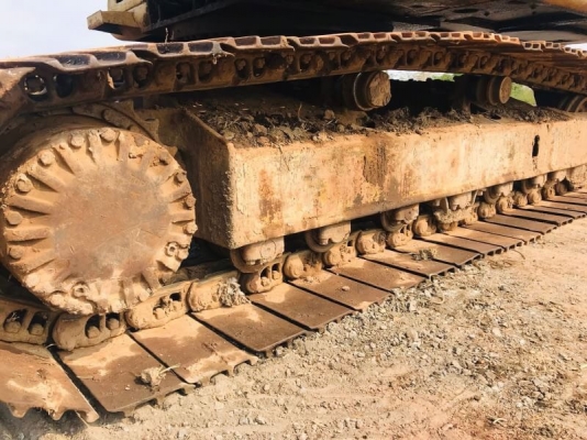 ขาย 545,000 KOMATSU pc 200-6 เอกสารเล่มทะเบียน เครื่อง komatsu ไฟฟ้าครบ แต่ต้องเซ็ทระบบใหม่ เครื่องดี ปั๊มแรง เอวแน่น ช่วงล่างดี รถพร้อมใช้งาน รถอยู่ ขอนแก่น 090-772-3710 090-772-3708