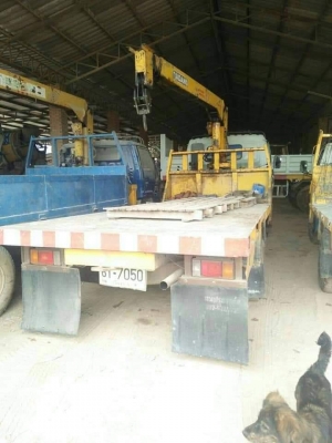 ขาย HINO FC 120 กะบะพื้นเรียบยาว 5.5 เมตร ติดเครนครับ ขาย HINO FC 120 กะบะพื้นเรียบยาว 5.5 เมตร ติดเครนครับ