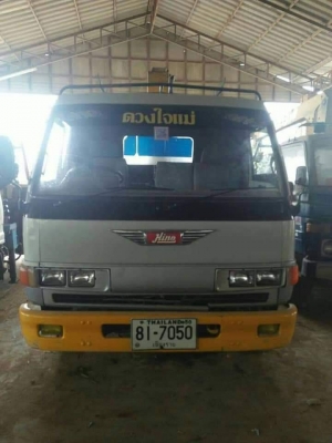 ขาย HINO FC 120 กะบะพื้นเรียบยาว 5.5 เมตร ติดเครนครับ ขาย HINO FC 120 กะบะพื้นเรียบยาว 5.5 เมตร ติดเครนครับ