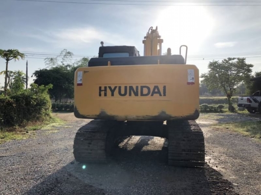 ขาย 1,080,000 บาท HYUNDAI  ROBEX 160-7 ทำงาน 3,990 ชม. เครื่องดี ปั้มแรง โช่หนา เอวแน่น ช่วงเต็ม สภาพ 3,990 ชม ไฟฟ้าครบ แอร์มี เอกสารเล่มทะเบียน  รถอยู่  นครปฐม โทร 0610710295  สนใจ รายการสินค้า อื่นๆ ที่ เว็ปไชค์ Truck2Hand https://www.truck2hand.com/ind