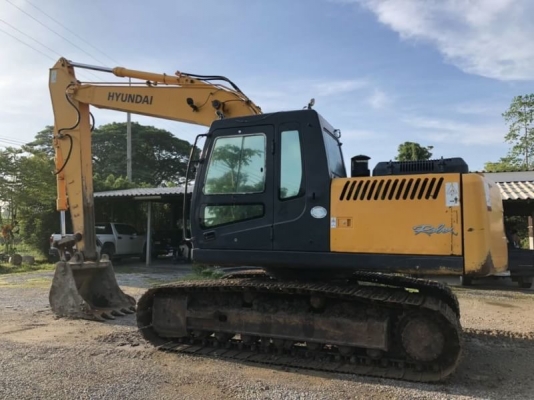 ขาย 1,080,000 บาท HYUNDAI  ROBEX 160-7 ทำงาน 3,990 ชม. เครื่องดี ปั้มแรง โช่หนา เอวแน่น ช่วงเต็ม สภาพ 3,990 ชม ไฟฟ้าครบ แอร์มี เอกสารเล่มทะเบียน  รถอยู่  นครปฐม โทร 0610710295  สนใจ รายการสินค้า อื่นๆ ที่ เว็ปไชค์ Truck2Hand https://www.truck2hand.com/ind